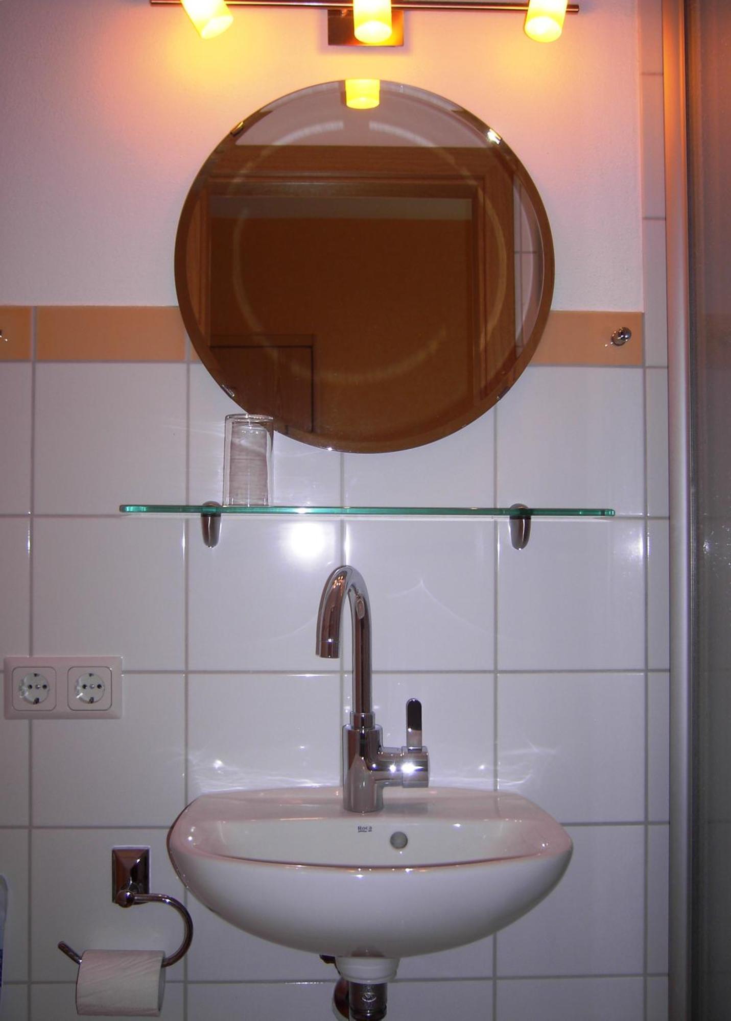 Weinstube Pension Moselbluemchen Zeltingen-Rachtig Extérieur photo