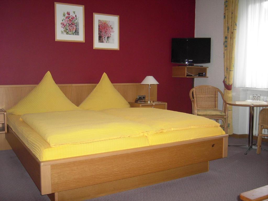 Weinstube Pension Moselbluemchen Zeltingen-Rachtig Chambre photo